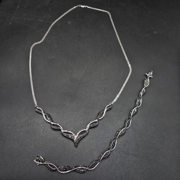 CU Black Silver Tone Diamond Chip Accent Bracelet Necklace Jewelry Set - Picture 2 of 11